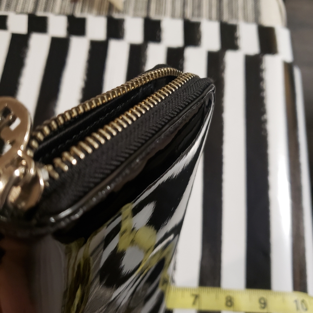 Tory Burch - Picture 5 of 16